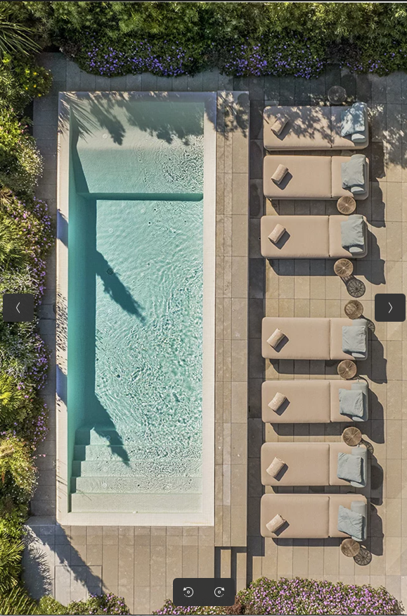 Pool & Solarium